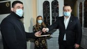 PRIMOPREDAJA KLJUČEVA GRADSKE KUĆE: Gradonačelnik Bijeljine imenovao saradnike PRIMOPREDAJA KLJUČEVA GRADSKE KUĆE: Gradonačelnik Bijeljine imenovao saradnike