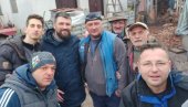 ПОДРШКА НАПАЋЕНОЈ БРАЋИ: У Мајске Пољане стигла помоћ Бањалучана (ФОТО) ПОДРШКА НАПАЋЕНОЈ БРАЋИ: У Мајске Пољане стигла помоћ Бањалучана (ФОТО)