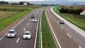 РАДОВИ НА АУТОПУТУ Е - 75: Заузеће зауставне саобраћајне траке, у смеру Ниш - Београд РАДОВИ НА АУТОПУТУ Е - 75: Заузеће зауставне саобраћајне траке, у смеру Ниш - Београд