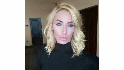 „ТО ТЕ ИЗЈЕДА ИЗНУТРА...” Милица Дабовић потресена због случаја Милене Радуловић, присетила се и свог болног искуства „ТО ТЕ ИЗЈЕДА ИЗНУТРА...” Милица Дабовић потресена због случаја Милене Радуловић, присетила се и свог болног искуства