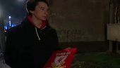 ZEMLJOTRES MU JE UNIŠTIO KUĆU Spasao je samo Liverpulov grb iz ruševina ZEMLJOTRES MU JE UNIŠTIO KUĆU Spasao je samo Liverpulov grb iz ruševina