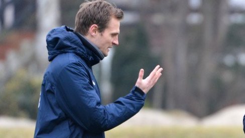 МЕЊАЈУ ТРЕНЕРЕ КАО ЧАРАПЕ: Четврти човек на клупи Мајнца од почетка сезоне МЕЊАЈУ ТРЕНЕРЕ КАО ЧАРАПЕ: Четврти човек на клупи Мајнца од почетка сезоне