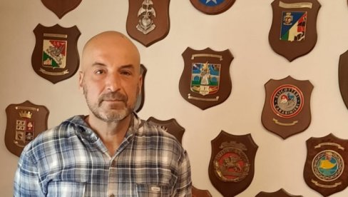 НЕ МОГУ ДА ЗАБОРАВИМ ПАТЊУ СРПСКЕ ДЕЦЕ: Исповест италијанског заставника Роберта Мирабеле (58), који је на Косову 1999. оболео од рака НЕ МОГУ ДА ЗАБОРАВИМ ПАТЊУ СРПСКЕ ДЕЦЕ: Исповест италијанског заставника Роберта Мирабеле (58), који је на Косову 1999. оболео од рака