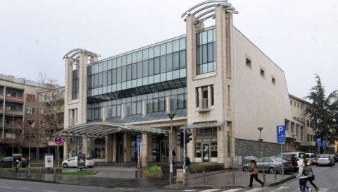 ДЕЦА СА БАНИЈЕ ОБИШЛА ГАРДОШ И КЕЈ ОСЛОБОЂЕЊА: Српски малишани из Хрватске били гости Земуна ДЕЦА СА БАНИЈЕ ОБИШЛА ГАРДОШ И КЕЈ ОСЛОБОЂЕЊА: Српски малишани из Хрватске били гости Земуна