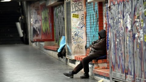 ВИШЕ ОБРОКА ЗА ЉУДЕ СА УЛИЦЕ: Нова 2021. дочекана и у подземним пролазима ВИШЕ ОБРОКА ЗА ЉУДЕ СА УЛИЦЕ: Нова 2021. дочекана и у подземним пролазима
