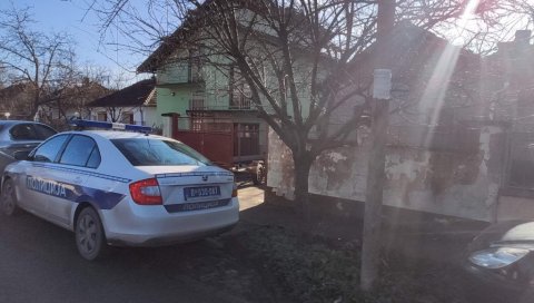 ЧУВАО МАКОВУ СЛАМУ, АЛИ НЕ ЗА ШТРУДЛУ: Зрењанинац ухапшен због поседовања опијата ЧУВАО МАКОВУ СЛАМУ, АЛИ НЕ ЗА ШТРУДЛУ: Зрењанинац ухапшен због поседовања опијата
