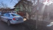 ЧУВАО МАКОВУ СЛАМУ, АЛИ НЕ ЗА ШТРУДЛУ: Зрењанинац ухапшен због поседовања опијата ЧУВАО МАКОВУ СЛАМУ, АЛИ НЕ ЗА ШТРУДЛУ: Зрењанинац ухапшен због поседовања опијата