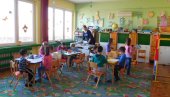 ГРАДЕ НОВИ ВРТИЋ У БАНАТСКОМ КАРЛОВЦУ: Новац за радове тражиће на конкурсима ГРАДЕ НОВИ ВРТИЋ У БАНАТСКОМ КАРЛОВЦУ: Новац за радове тражиће на конкурсима