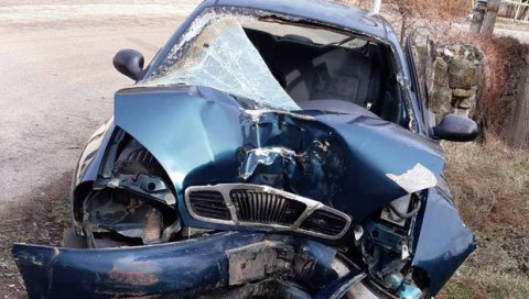 ОД СИЛИНЕ УДАРА БАКА ЈЕ ОДМАХ ПРЕМИНУЛА: Детаљи трагедије код Књажевца, унук је возио код сестре на Бадњи дан ОД СИЛИНЕ УДАРА БАКА ЈЕ ОДМАХ ПРЕМИНУЛА: Детаљи трагедије код Књажевца, унук је возио код сестре на Бадњи дан