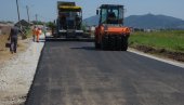 САНАЦИЈА УДАРНИХ РУПА НА ПУТЕВИМА У ВРШЦУ: Посао ће бити завршен у току јануара САНАЦИЈА УДАРНИХ РУПА НА ПУТЕВИМА У ВРШЦУ: Посао ће бити завршен у току јануара