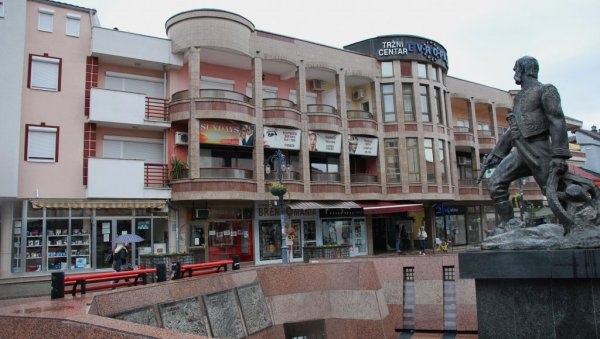 КОРОНА ПОСУСТАЈЕ У СВИЛАЈНЦУ: Данас седам новозаражених КОРОНА ПОСУСТАЈЕ У СВИЛАЈНЦУ: Данас седам новозаражених