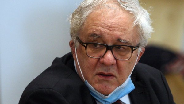 НИКО НЕМА ТАПИЈУ НА ИСТИНУ: Председник САНУ оспорио изјаву владике Григорија НИКО НЕМА ТАПИЈУ НА ИСТИНУ: Председник САНУ оспорио изјаву владике Григорија