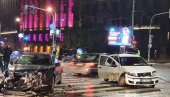 NEMAR DOVEO DO UDESA? Sudar kod Glavne pošte, zbog uviđaja saobraćaj u zastoju (FOTO) NEMAR DOVEO DO UDESA? Sudar kod Glavne pošte, zbog uviđaja saobraćaj u zastoju (FOTO)