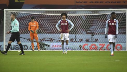 KORONA DESETKOVALA ENGLEZE: Odložen meč Aston vila - Everton KORONA DESETKOVALA ENGLEZE: Odložen meč Aston vila - Everton