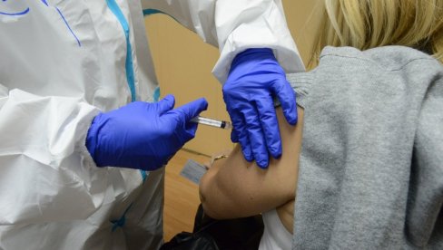 ОБЕ ДОЗЕ ПРИМИЛО 22.346 ГРАЂАНА: Имунизација становништва против Ковида 19 у Краљеву ОБЕ ДОЗЕ ПРИМИЛО 22.346 ГРАЂАНА: Имунизација становништва против Ковида 19 у Краљеву