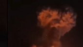 VELIKA EKSPLOZIJA POTRESLA KINU: Izbio požar u fabrici za reciklažu baterija (VIDEO) VELIKA EKSPLOZIJA POTRESLA KINU: Izbio požar u fabrici za reciklažu baterija (VIDEO)