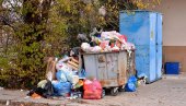 У СМЕЋУ ЗАВРШИ ОКО 50.000 ТОНА ХРАНЕ: Највише се баца током празника У СМЕЋУ ЗАВРШИ ОКО 50.000 ТОНА ХРАНЕ: Највише се баца током празника