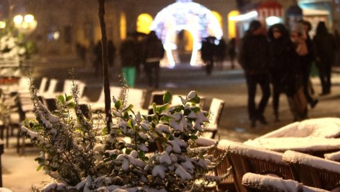 ПРЕЦИЗНА ВРЕМЕНСКА ПРОГНОЗА ЗА НОВУ ГОДИНУ: Прогнозирају се две опасне појаве које стижу са севера