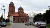 КУЋЕ НА СЕЛУ ЗА 12 ПОРОДИЦА: Вршчани добили 13 милиона динара на конкурсу министарства КУЋЕ НА СЕЛУ ЗА 12 ПОРОДИЦА: Вршчани добили 13 милиона динара на конкурсу министарства