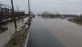 VANREDNA SITUACIJA I U LESKOVCU: Poplave obrušile puteve i jedan most! VANREDNA SITUACIJA I U LESKOVCU: Poplave obrušile puteve i jedan most!