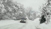 BEZ STRUJE 200 DOMAĆINSTAVA: Sneg ostavio brojna novovaroška sela bez električne energije BEZ STRUJE 200 DOMAĆINSTAVA: Sneg ostavio brojna novovaroška sela bez električne energije