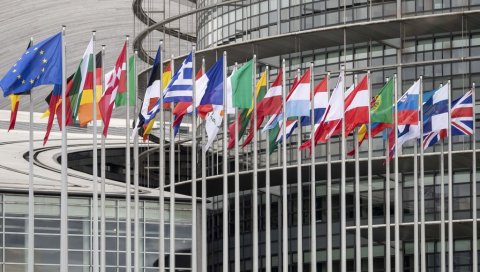 И ЗАГАЂЕНА РЕКА ПОТАПА ЕВРОПСКИ ПУТ: Амандмани на извештај ЕП показују изузетну маштовитост комшија који Србији постављају препреке И ЗАГАЂЕНА РЕКА ПОТАПА ЕВРОПСКИ ПУТ: Амандмани на извештај ЕП показују изузетну маштовитост комшија који Србији постављају препреке