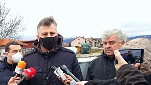 ПОПЛАВЕ НАНЕЛЕ ВЕЛИКЕ ШТЕТЕ: Проглашена ванредна ситуација на подручју Пирота ПОПЛАВЕ НАНЕЛЕ ВЕЛИКЕ ШТЕТЕ: Проглашена ванредна ситуација на подручју Пирота