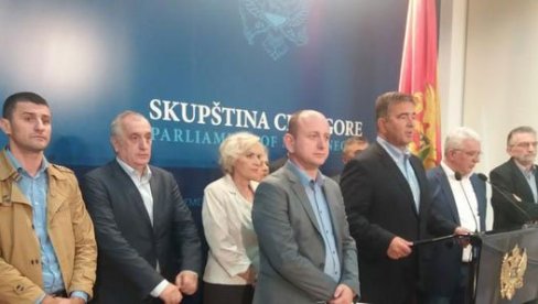 ФРОНТУ ФОТЕЉЕ ЗА ПОТКУСУРИВАЊЕ: Готово завршена подела власти по дубини, усаглашени око важних функција ФРОНТУ ФОТЕЉЕ ЗА ПОТКУСУРИВАЊЕ: Готово завршена подела власти по дубини, усаглашени око важних функција