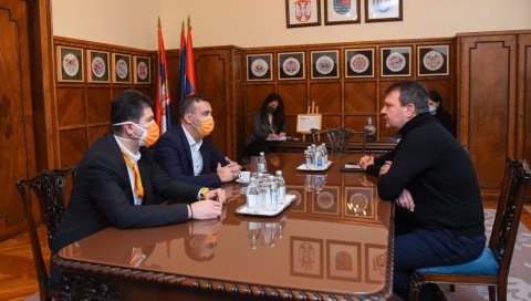 НОВИХ 500 РАДНИХ МЕСТА: „Континентал“ отвара у марту погон у Новом Саду НОВИХ 500 РАДНИХ МЕСТА: „Континентал“ отвара у марту погон у Новом Саду