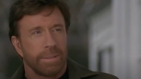 ČAK NORIS ZAVRŠIO U BOLNICI: Poznati glumac hitno hospitalizovan