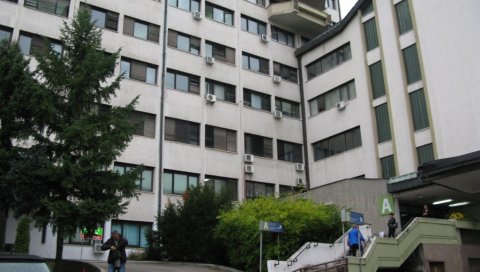 КОРОНА У ЗЛАТИБОРСКОМ ОКРУГУ: На респираторима и даље пуно пацијената КОРОНА У ЗЛАТИБОРСКОМ ОКРУГУ: На респираторима и даље пуно пацијената