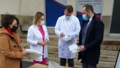 КОРОНА БИЛАНС У СЕВЕРНОЈ МИТРОВИЦИ: Радојевић апелује на грађане да се придржавају мера КОРОНА БИЛАНС У СЕВЕРНОЈ МИТРОВИЦИ: Радојевић апелује на грађане да се придржавају мера