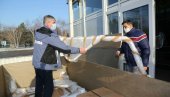OPREMA ZA SLABOVIDE SPORTISTE: Važna donacija za paraolimpijce u Kikindi OPREMA ZA SLABOVIDE SPORTISTE: Važna donacija za paraolimpijce u Kikindi