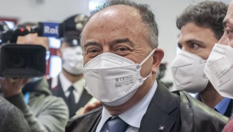 ОН СЕ СУПРОТСТАВИО ОПАСНОЈ НДРАНГЕТИ: Тужилац Гратери живи у кући као у бункеру - Нисам био у ресторану више од 20 година! ОН СЕ СУПРОТСТАВИО ОПАСНОЈ НДРАНГЕТИ: Тужилац Гратери живи у кући као у бункеру - Нисам био у ресторану више од 20 година!