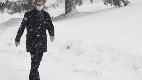 „ХЛАДНО И ДИВНО, НА ПРЕЛЕПОМ ЗЛАТИБОРУ“: Вучић објавио фотографију са планине „ХЛАДНО И ДИВНО, НА ПРЕЛЕПОМ ЗЛАТИБОРУ“: Вучић објавио фотографију са планине