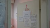 ЕПИДЕМИЈА У РАСИНСКОМ ОКРУГУ: Још 80 заражених - мање општине на јачем удару ЕПИДЕМИЈА У РАСИНСКОМ ОКРУГУ: Још 80 заражених - мање општине на јачем удару