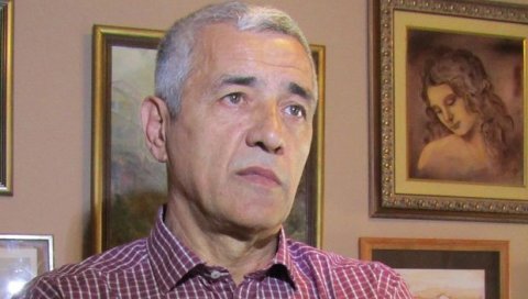 ТРЕНУТАК КАДА ЈЕ МИТРОВИЦА ЗАНЕМЕЛА: Обележено седам година од убуства Оливера Ивановића ТРЕНУТАК КАДА ЈЕ МИТРОВИЦА ЗАНЕМЕЛА: Обележено седам година од убуства Оливера Ивановића