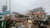 БРОЈ ЖРТАВА У ИНДОНЕЗИЈИ ПОРАСТАО НА 67: Званичници страхују да ће ова цифра и даље расти БРОЈ ЖРТАВА У ИНДОНЕЗИЈИ ПОРАСТАО НА 67: Званичници страхују да ће ова цифра и даље расти