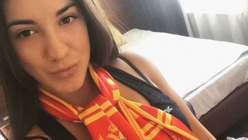 МОРАЋЕШ ДА САЧЕКАШ: Новак је пришао и тражио да размене тренерке, овако му је одговорила црногорска лепотица (ФОТО) МОРАЋЕШ ДА САЧЕКАШ: Новак је пришао и тражио да размене тренерке, овако му је одговорила црногорска лепотица (ФОТО)