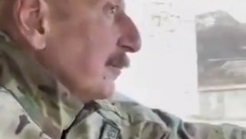 АЛИЈЕВ ЗАБИО ПРСТ У ОКО ЈЕРМЕНИМА: Ушетао у њихову светињу, возао се кроз Шуши! (ФОТО/ВИДЕО) АЛИЈЕВ ЗАБИО ПРСТ У ОКО ЈЕРМЕНИМА: Ушетао у њихову светињу, возао се кроз Шуши! (ФОТО/ВИДЕО)