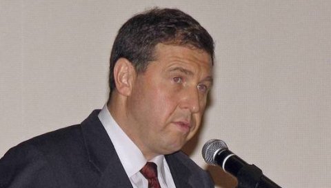 НАПАД НА КАПИТОЛ КАО ПАЉЕЊЕ РАЈХСТАГА: Бившег Путиновог саветника отерали са посла у Вашингтону, подршка Трампу га коштала каријере! НАПАД НА КАПИТОЛ КАО ПАЉЕЊЕ РАЈХСТАГА: Бившег Путиновог саветника отерали са посла у Вашингтону, подршка Трампу га коштала каријере!