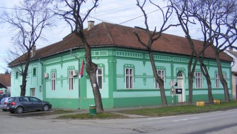 ДЕЦЕНИЈУ ПЛАЋАЛИ НЕЗАКОНИТУ ТАКСУ: На рачунима за воду у Оџацима и још седам насеља избрисан намет за одржавање водомера ДЕЦЕНИЈУ ПЛАЋАЛИ НЕЗАКОНИТУ ТАКСУ: На рачунима за воду у Оџацима и још седам насеља избрисан намет за одржавање водомера
