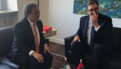ОДЛИЧНИ ОДНОСИ ВУЧИЋА И ЛАШЕТА: Председник се већ састајао са наследником Меркелове, ево како га је поздравио нови шеф ЦДУ (ФОТО)
