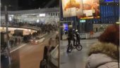 ХИТНО ЕВАКУИСАН АЕРОДРОМ У ФРАНКФУРТУ: У току је акција полиције (ВИДЕО) ХИТНО ЕВАКУИСАН АЕРОДРОМ У ФРАНКФУРТУ: У току је акција полиције (ВИДЕО)