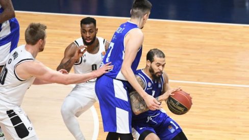 SJAJAN MEČ U PODGORICI: Budućnost u derbiju kola ABA lige pobedila Partizan, crno-beli sve dalje od plej-ofa SJAJAN MEČ U PODGORICI: Budućnost u derbiju kola ABA lige pobedila Partizan, crno-beli sve dalje od plej-ofa