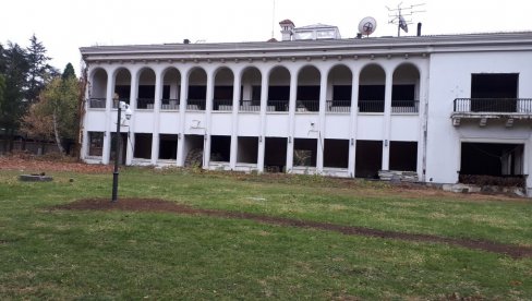 TITOVA REZIDENCIJA VRAĆENA STARIM VLASNICIMA: Agencija za restituciju vratila deo srušene Užičke 15 potomcima Acovića TITOVA REZIDENCIJA VRAĆENA STARIM VLASNICIMA: Agencija za restituciju vratila deo srušene Užičke 15 potomcima Acovića