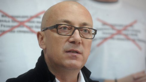 ИНТЕРВЈУ Горан Ракић: Срби на КиМ морају под један барјак, боље да битку водимо у институцијама, него на мостовима ИНТЕРВЈУ Горан Ракић: Срби на КиМ морају под један барјак, боље да битку водимо у институцијама, него на мостовима