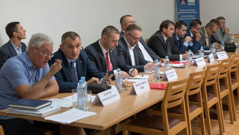 ДИЈАЛОГ О ДИЈАЛОГУ НАРЕДНЕ НЕДЕЉЕ: Ивица Дачић о наставку разговора о изборима ДИЈАЛОГ О ДИЈАЛОГУ НАРЕДНЕ НЕДЕЉЕ: Ивица Дачић о наставку разговора о изборима
