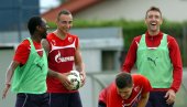 СВИМА ПРОЛЕЋЕ, А ЊИМА ЗИМА НА -12: Бивши фудбалер Звезде брутално прозвао Партизан СВИМА ПРОЛЕЋЕ, А ЊИМА ЗИМА НА -12: Бивши фудбалер Звезде брутално прозвао Партизан