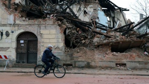 DVA ZEMLJOTRESA ZA 10 MINUTA: Posle Bugarske, večeras se treslo tlo i u Hrvatskoj DVA ZEMLJOTRESA ZA 10 MINUTA: Posle Bugarske, večeras se treslo tlo i u Hrvatskoj